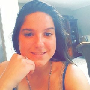 Meet your Posher, Francisca